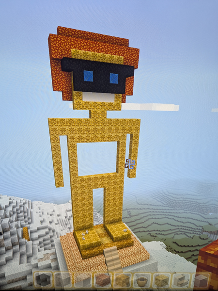 minecraft_liam_statue